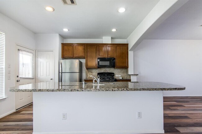 Foto del edificio - 1619 Grable Cove Ln
