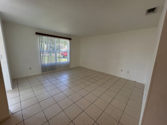 Photo - 1228 SE 24th Ave Apartment