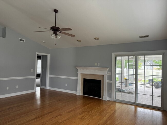 Building Photo - Carolina Pines Home