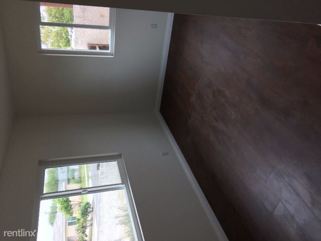 Building Photo - 3 br, 1 bath House - 4810 Hallowell Ave