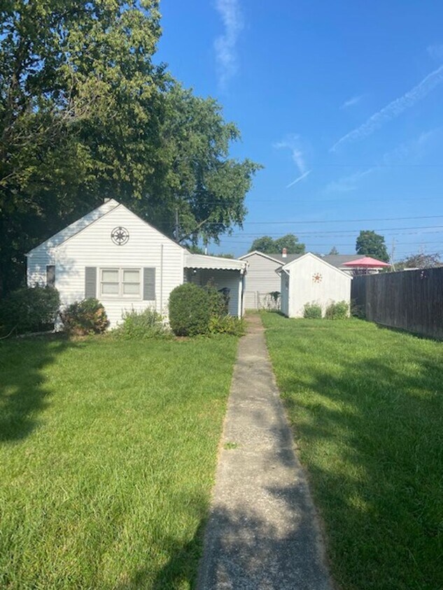 Foto principal - 3023 Kingston Ave Kettering, OH 45420