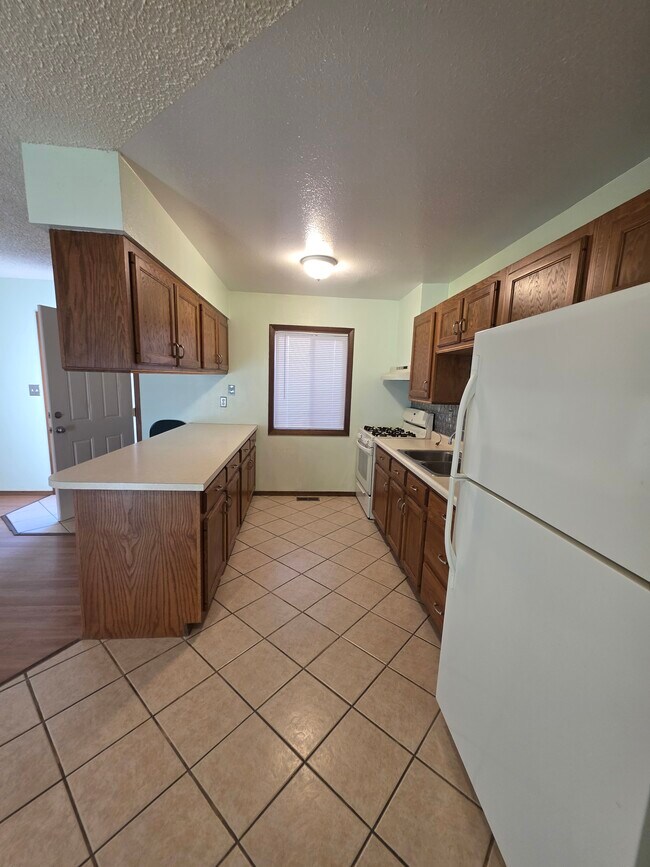 Foto del edificio - 6862 Femmer St