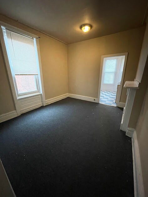 Sala de estar - 1730 N 25th St