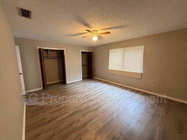 Building Photo - 4403 Windergate Dr