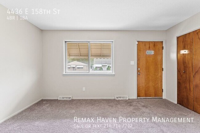 Foto del edificio - 4436 E 158th St, Cleveland- Spacious 4 bed...