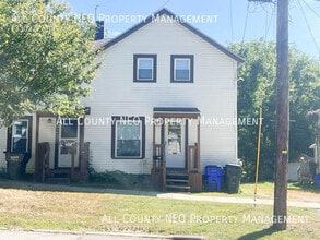 Building Photo - 625 S Meridian St