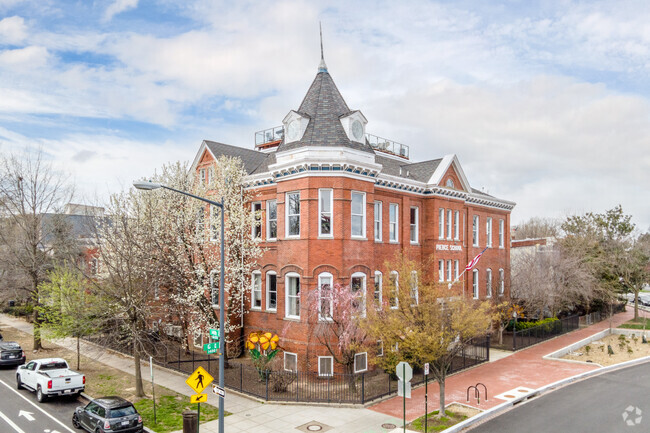 Foto del edificio - Pierce School Lofts