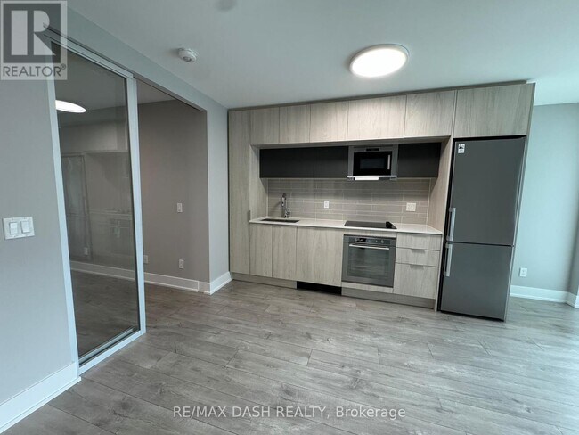 Building Photo - 1-311 Belsize Dr