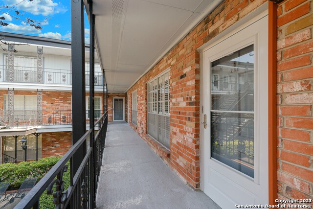 Foto del edificio - 8401 N New Braunfels Ave