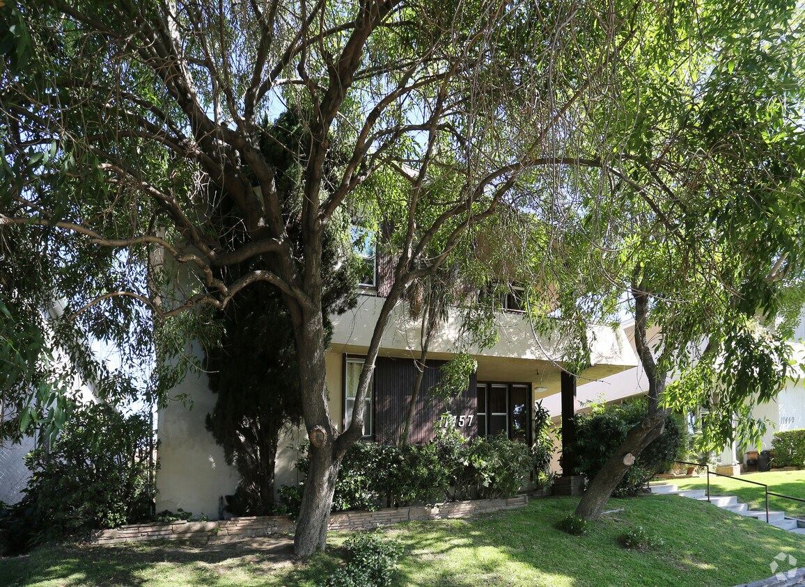 Building Photo - 11457 Venice Blvd