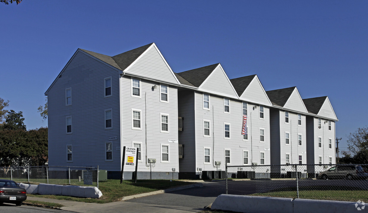 Foto del edificio - Berkley Apartments