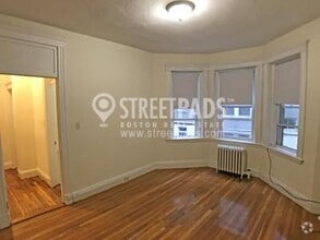Building Photo - 1203 Boylston St