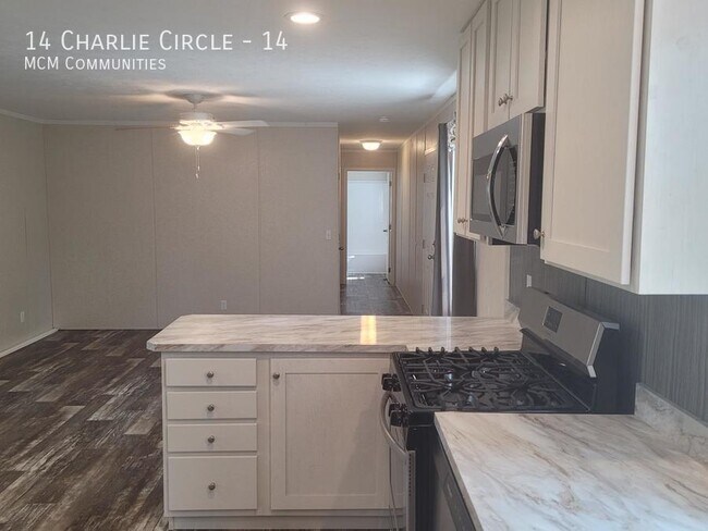 Building Photo - NEW 3 BED/2BATH HOME! 14 Charlie Circle, L...