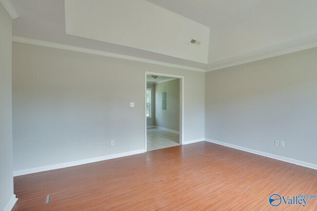 Building Photo - 127 Wilkenson Dr NE