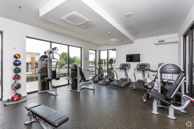 Fitness Center - Main 608