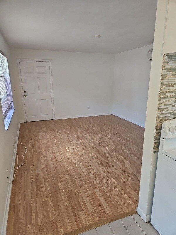 Building Photo - 1029 Bass Blvd