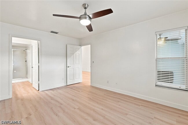 Building Photo - 181 Grand Oaks Way
