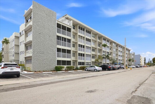 Foto del edificio - 330 SE 2nd St