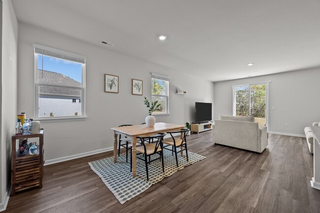 Foto del edificio - 107 Delray Ct