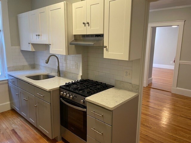 Foto principal - 156 Summer St