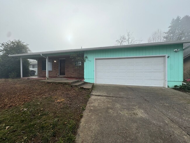 Building Photo - 3 bedroom house in Green