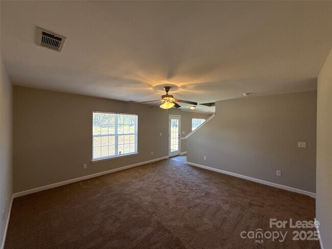 Foto del edificio - 4713 Brewer Dr