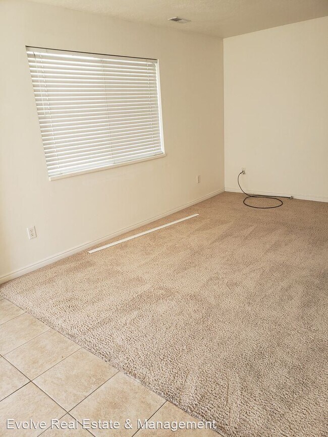 Building Photo - 2 br, 1 bath House - 1039 W 1360 S