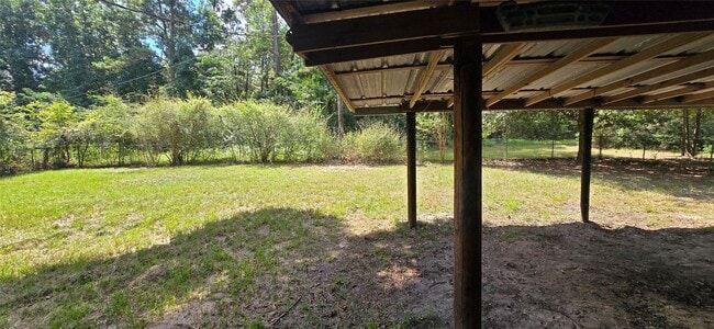 Building Photo - 2266 Young Rd