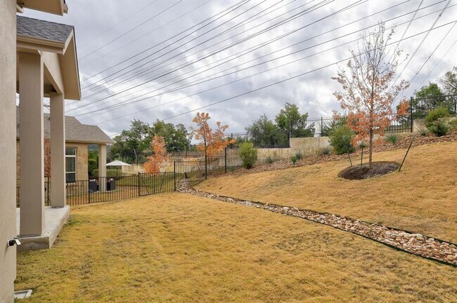 Building Photo - 135 Cartwheel Bend