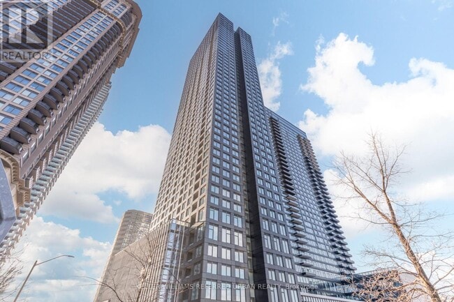 Building Photo - 395 Square One Dr