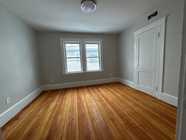 Foto del edificio - 18 Princeton St