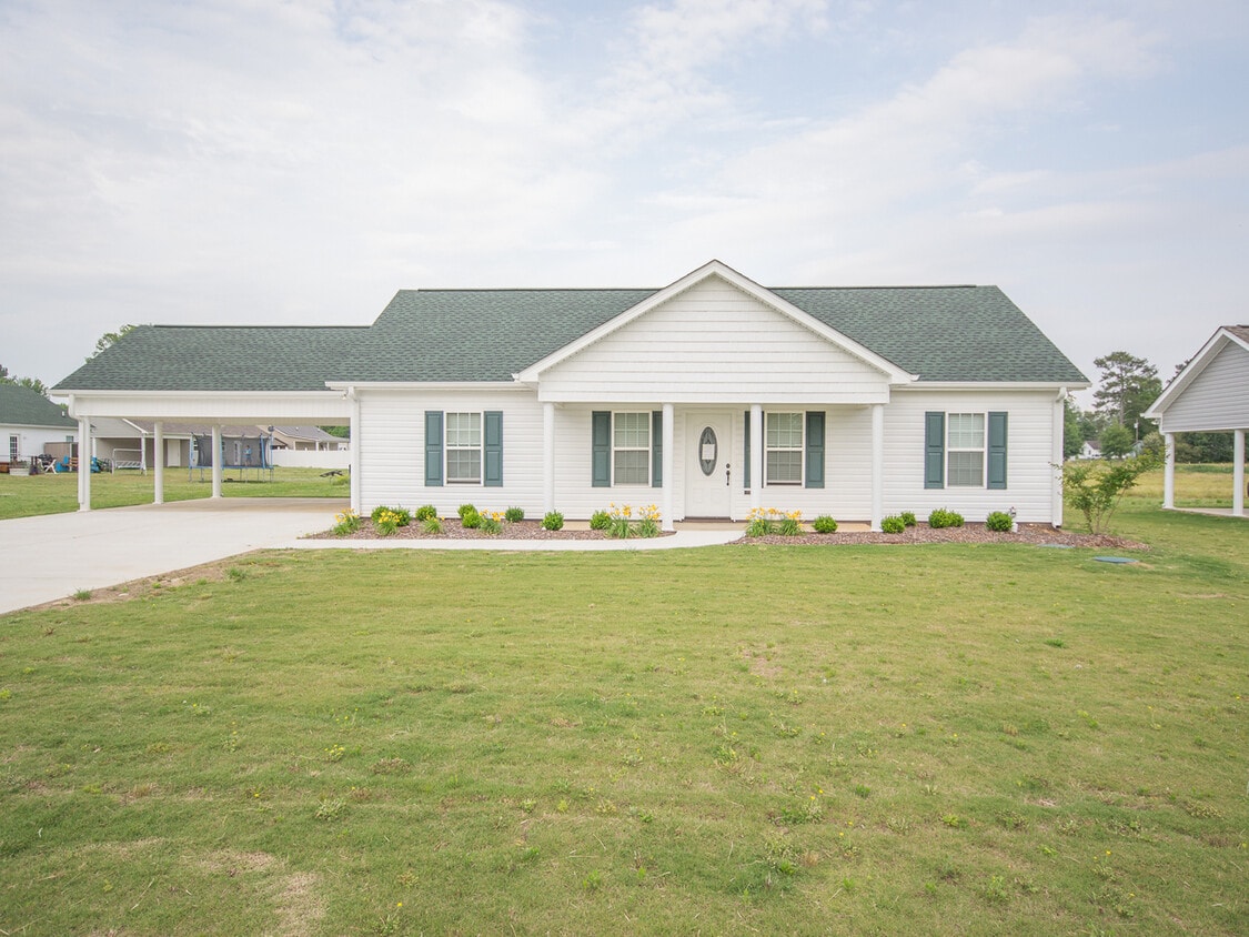 29464 Maddox St, Ardmore, AL 35739 House Rental in Ardmore, AL