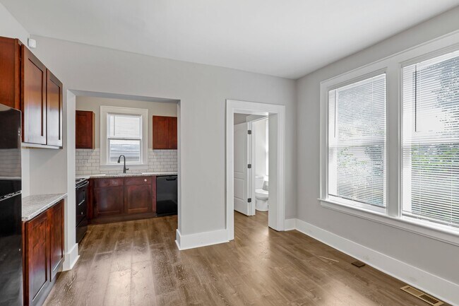 Building Photo - 768 Bedford Ave