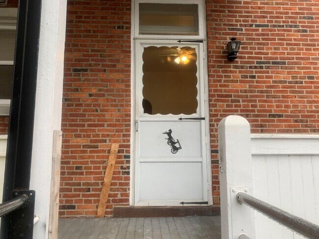 Foto del edificio - 1st Floor 1 Story 1 Bedroom 1 Bathroom Apa...