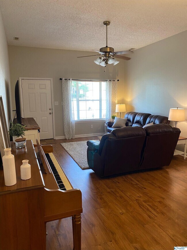Foto del edificio - 255 Knox Creek Trail NW