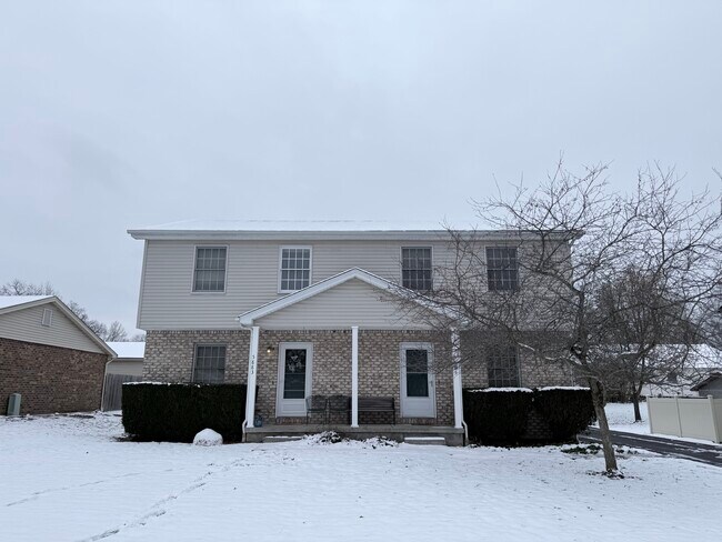 Foto del edificio - 5885 Callaway Cir