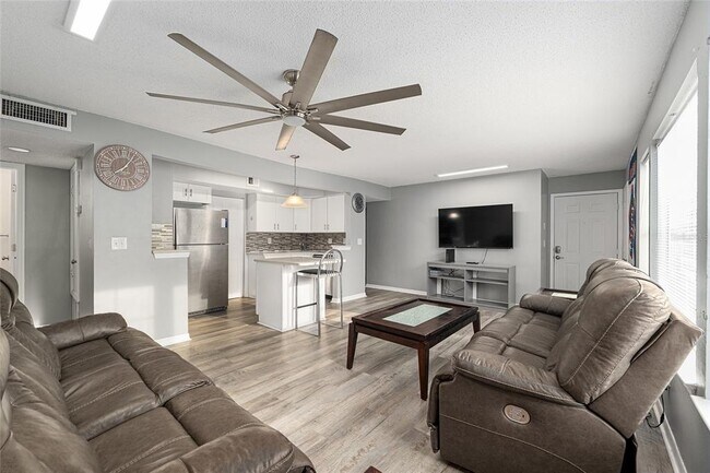 Foto del edificio - 2601 SW Archer Rd