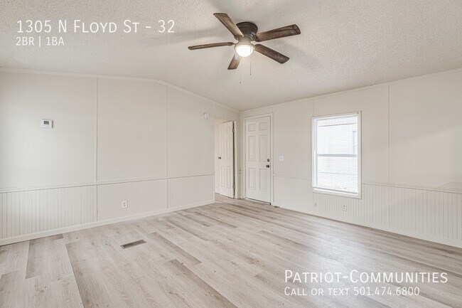 Foto del edificio - 1305 N Floyd St