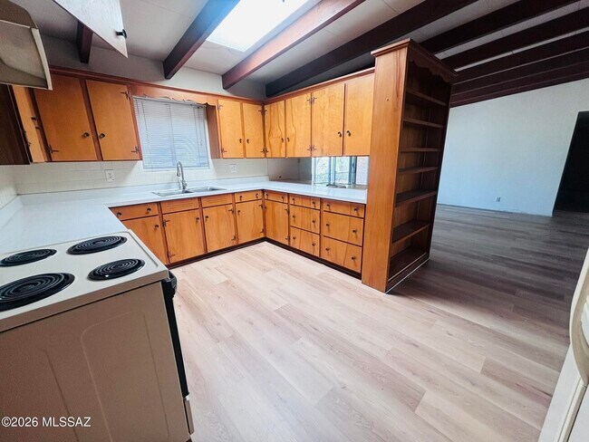 Foto del edificio - 2502 N Broken Arrow Trail