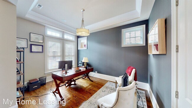 Building Photo - 4 br, 4.5 bath House - 4307 Calvet Court