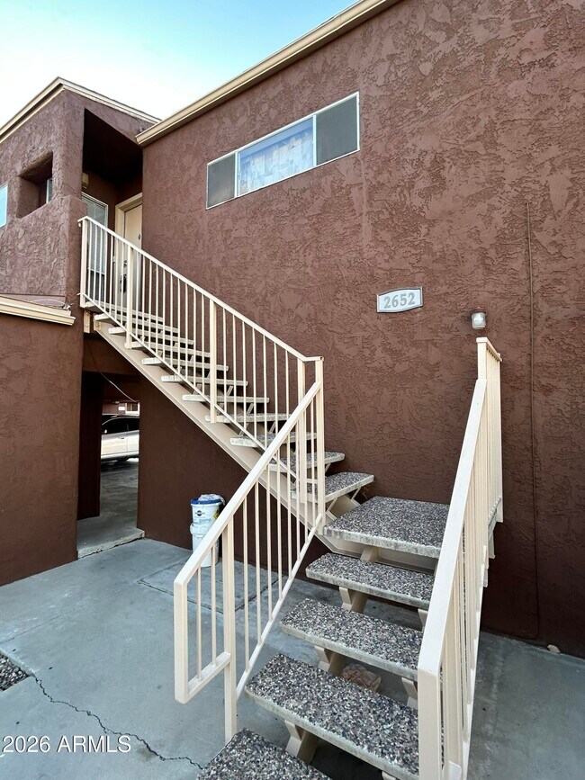 Foto del edificio - 2652 E Oakleaf Dr