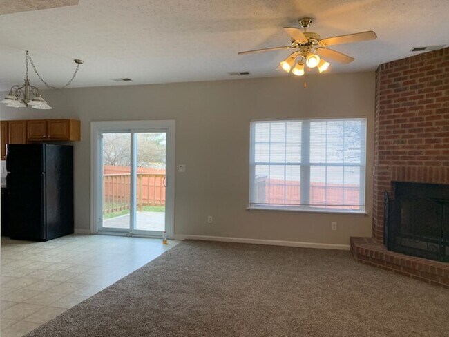 Foto del edificio - Spacious House in Great Acres  250211