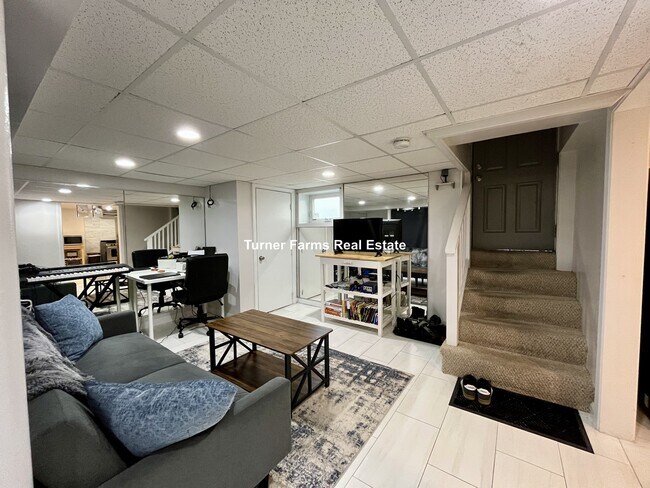 Foto del edificio - 77 Fairfax St