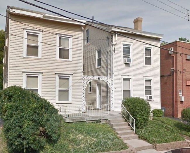 Building Photo - 3419 Telford St