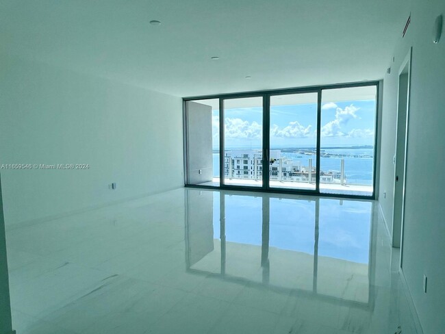 Foto del edificio - 300 Biscayne Blvd Way