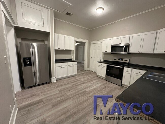Foto del edificio - 3 bedroom in Highland!