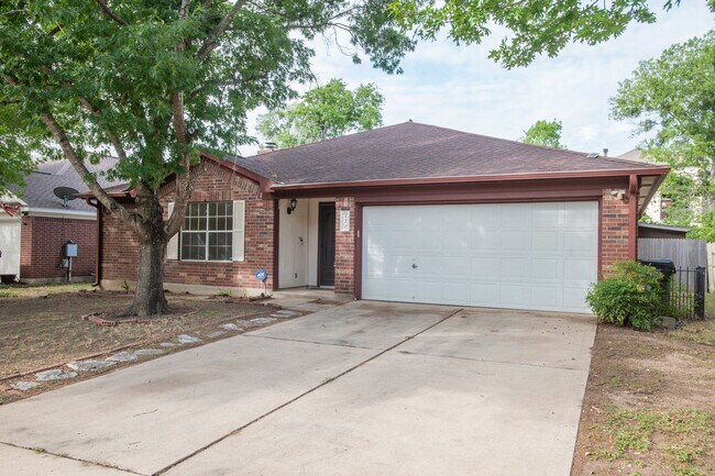 Building Photo - Single Story, Kyle TX Home for Rent