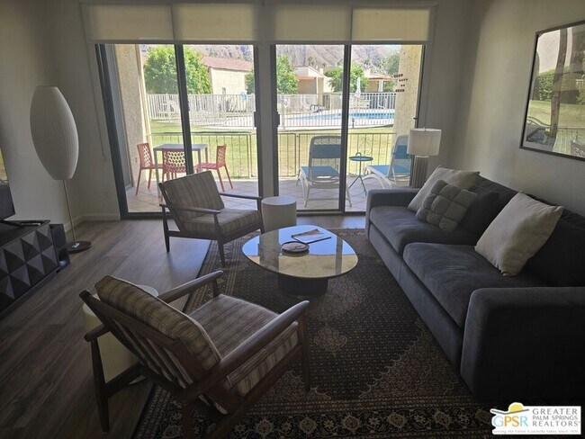 Building Photo - 1249 S La Verne Way