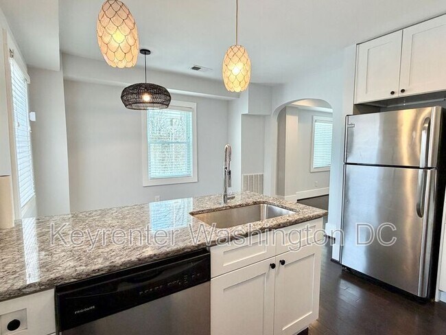 Foto del edificio - 2026 Savannah Pl SE