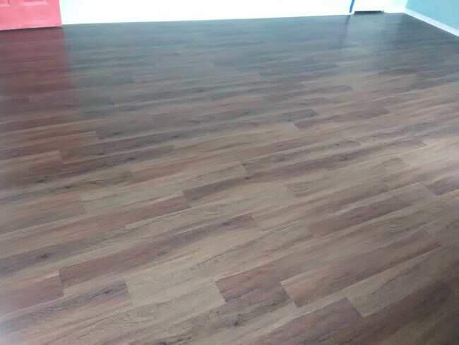 Foto del edificio - 8116 Stagwood Hill